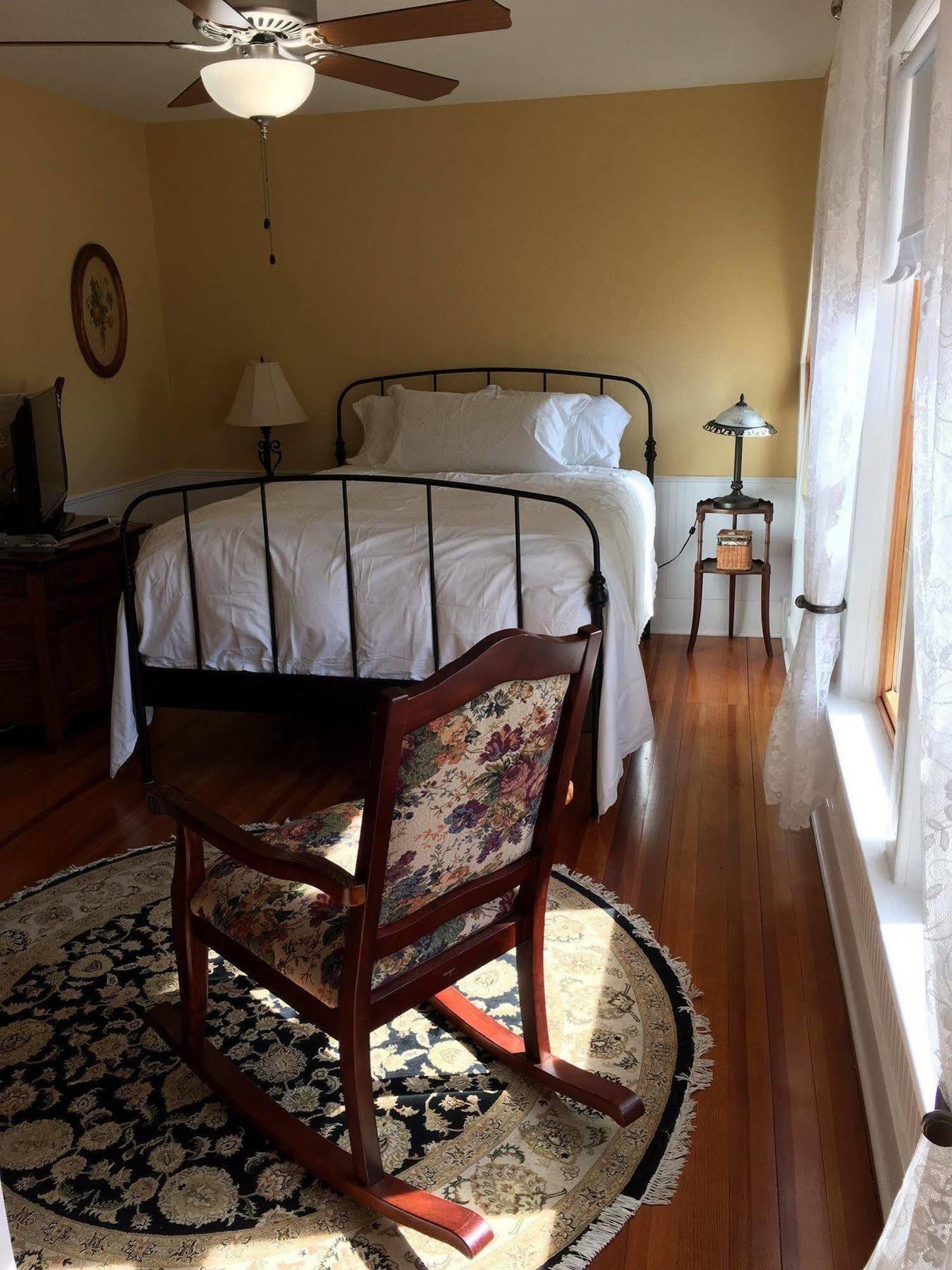 Attwood House Bed And Breakfast Near Manhattan, Ks Randolph エクステリア 写真